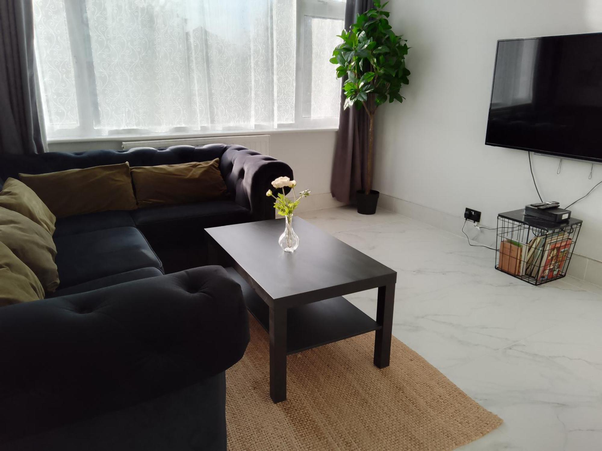 Surbiton Home With Free Parkings, Surbiton, Kingston Upon Thames, Surrey, Greater London Uk Kültér fotó